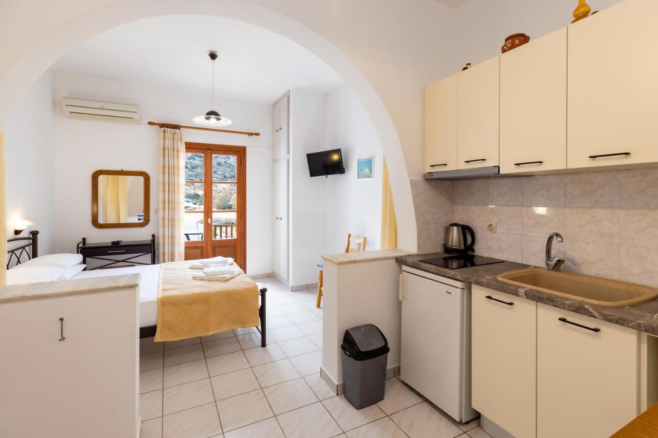 Peris Rooms Kamares  ภายนอก รูปภาพ