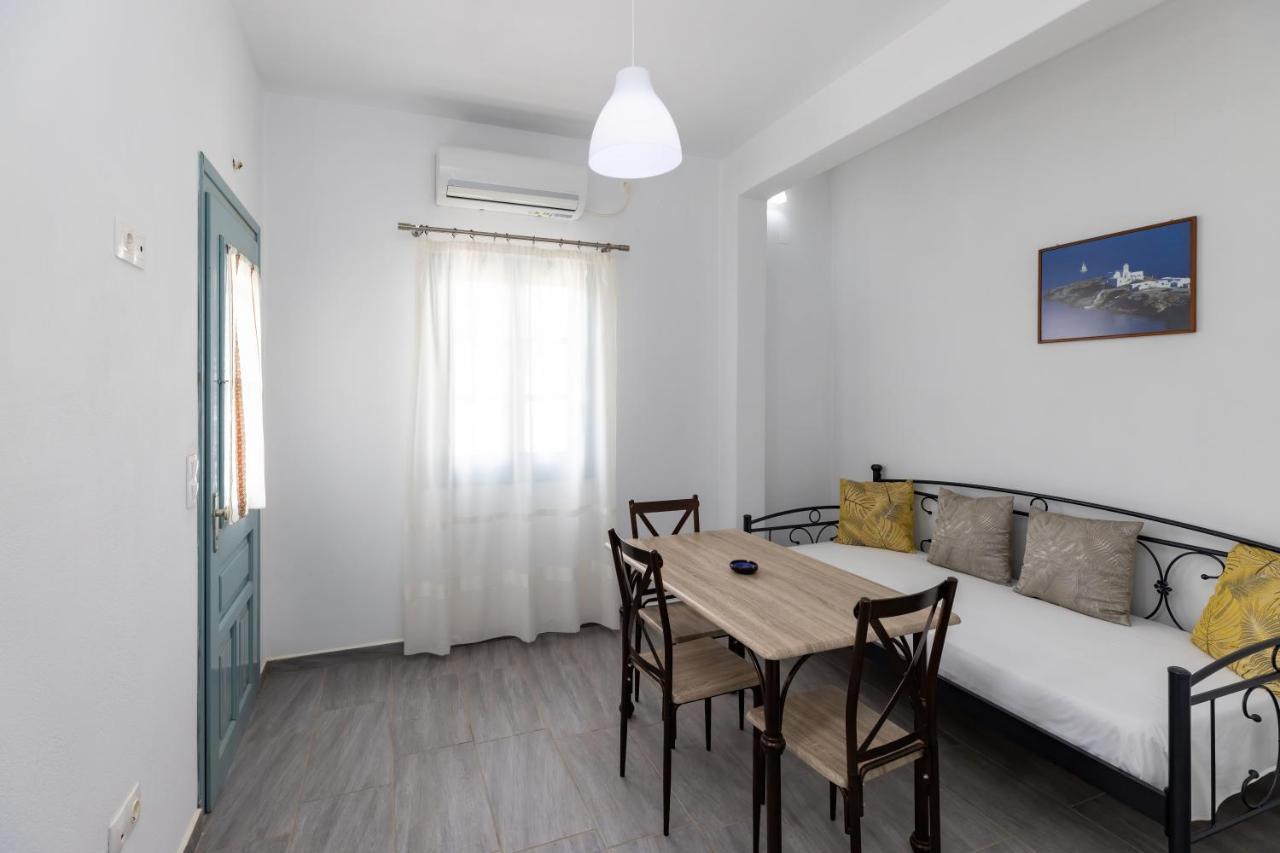 Peris Rooms Kamares  ภายนอก รูปภาพ